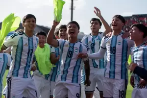 Con un golazo ag�nico, la Sub-19 gan� y jugar� por el oro en los Suramericanos