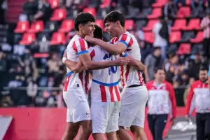 Paraguay elimin� a Chile y enfrentar� a Argentina en la final de los Suramericanos