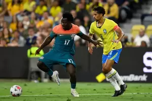Brasil rescat� un empate ante Australia en su primer amistoso tras el Mundial