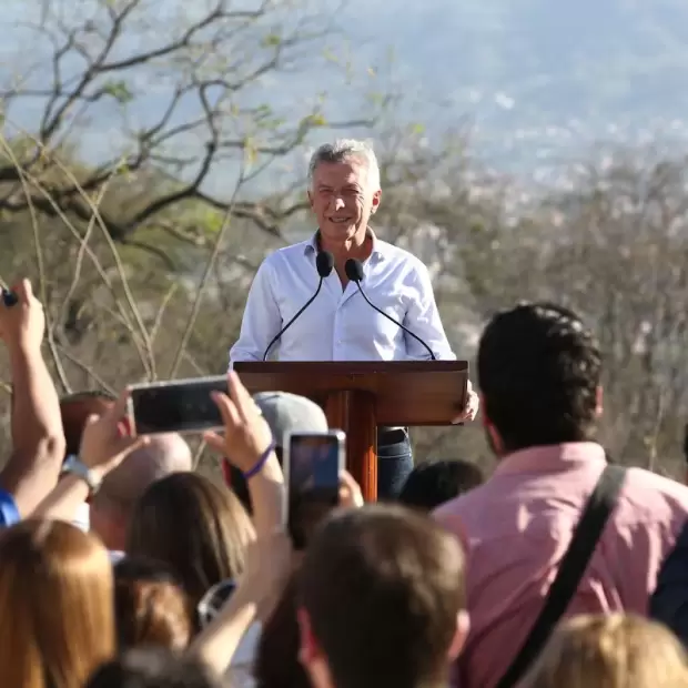 Macri marc� diferencias con Milei y pidi� un "super�vit fiscal de calidad"