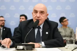 Vilches antes de renunciar, hizo una denuncia contra Spagnuolo por sobreprecios en Discapacidad