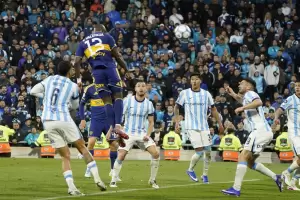 Boca remont� un partido incre�ble: le gan� a Racing 3 a 2 y Enner Valencia es h�roe