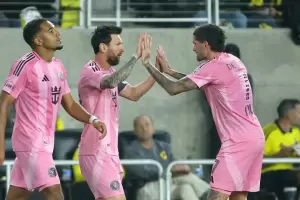 El Inter Miami perdi� 2-1 ante Columbus Crew en el �ltimo partido de Lionel Messi antes de su despedida de la Selecci�n argentina