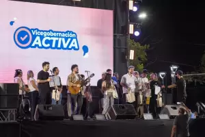 La Plaza Los Ceibos se llen� de m�sica con el festival Vicegobernaci�n Activa Primavera