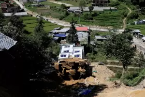 Nepal: un nuevo alud arras� un campamento de alpinistas, dej� muertos y desaparecidos
