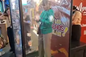 El gobierno de Quintela regal� "Chachos" en el stand de La Rioja de la Feria de Turismo