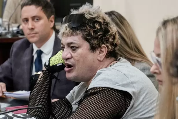 La Justicia suspendi� el juicio contra Pity �lvarez hasta que se eval�e su estado de salud