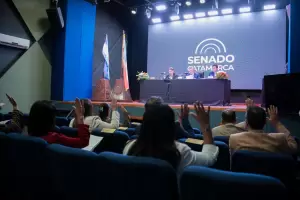 El Senado sesion� en Recreo para acompa�ar la presentaci�n de la nueva sede la UNCA