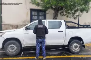 Localizaron una camioneta con pedido de secuestro en Santa Mar�a