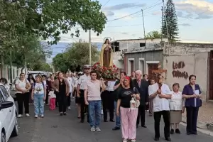 Con procesi�n y misa culminaron las fiestas patronales en honor de Santa Teresita