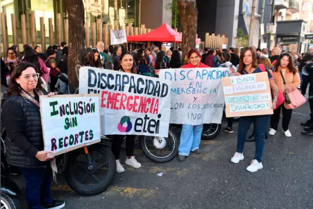 El Gobierno convoc� a la Iglesia para dialogar sobre discapacidad