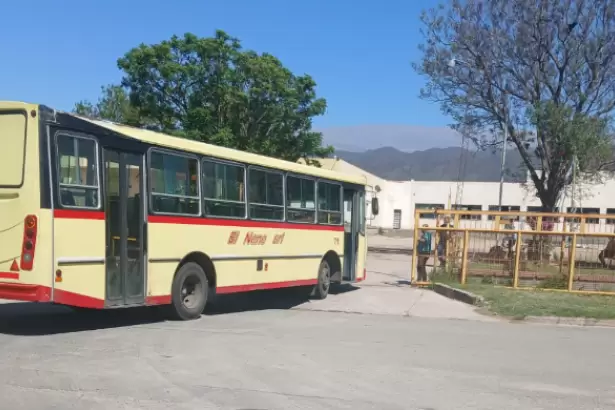 Transporte retir� de circulaci�n cuatro unidades de la l�nea 104