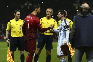 El emotivo mensaje de CR7 a Messi tras su despedida de la Selecci�n: "Todo mi respeto"