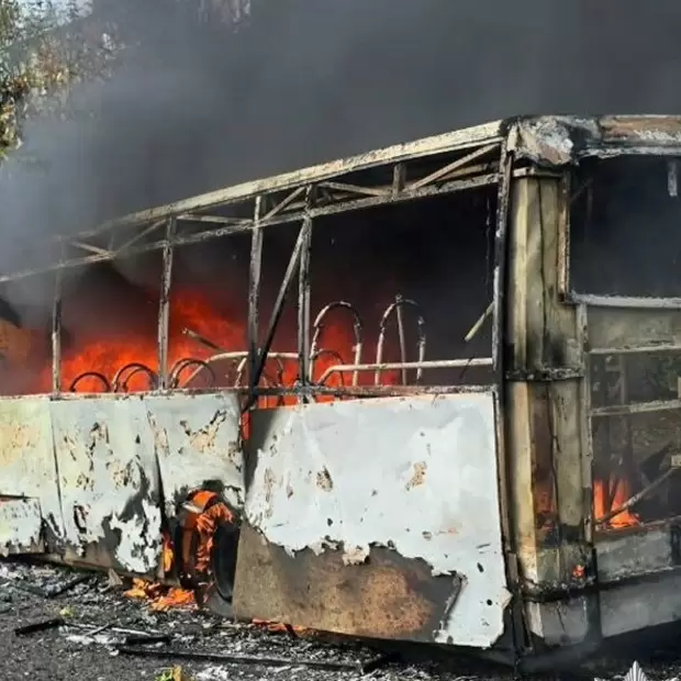 Mortal ataque ruso contra dos �mnibus civiles en Ucrania: 33 muertos