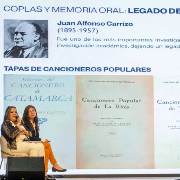 Emotivo homenaje a Juan Alfonso Carrizo a 100 a�os de su primera publicaci�n
