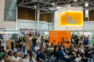 Viernes en la Feria del Libro: Gabriela Exilart, Pedro Saborido y Manuel Cant�n