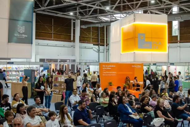 Viernes en la Feria del Libro: Gabriela Exilart, Pedro Saborido y Manuel Cant�n