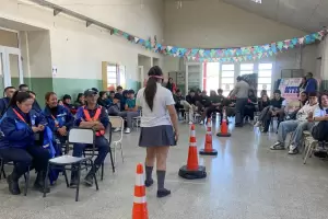 Seguridad Vial capacit� a estudiantes y agentes de Tr�nsito en Mutqu�n