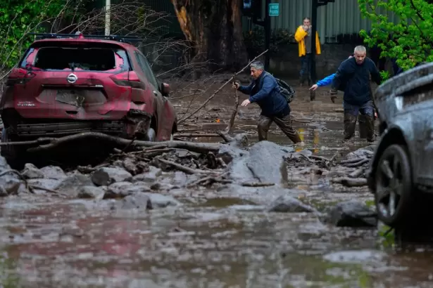 Aluvi�n devastador en Chile: seis muertos y Las Condes bajo zona de cat�strofe