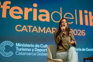 Sof�a Calvo present� en Catamarca el libro "La vida despu�s de entender la ansiedad"