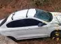 Viajaban desde Andalgal� y terminaron en una zanja tras quedarse dormido el conductor