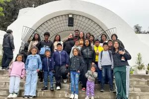 Ni�os de la comunidad de El Tolar descubrieron los atractivos tur�sticos de la Capital