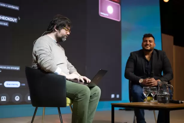 Santiago Siri mostr� el potencial de la inteligencia artificial en la Feria del Libro