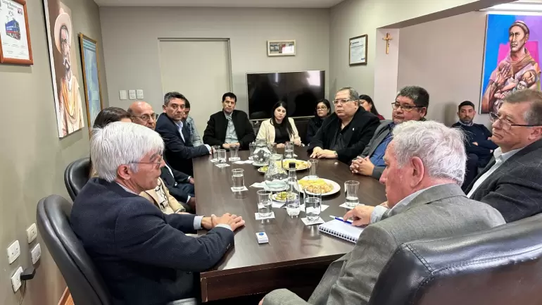 unca reuniones marcha