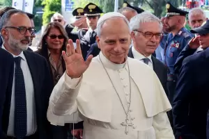 El Papa fue operado "con �xito" de un n�dulo pulmonar y permanece en recuperaci�n
