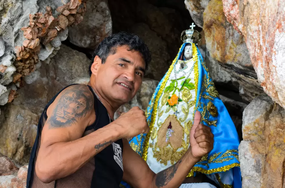 Ro�a Castro y la Virgen del Valle