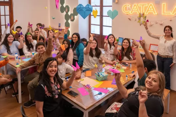 Octubre llega con una amplia agenda de talleres art�sticos en Catamarca