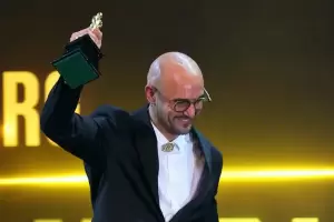 Abel Pintos se qued� con el Mart�n Fierro de Oro de la M�sica