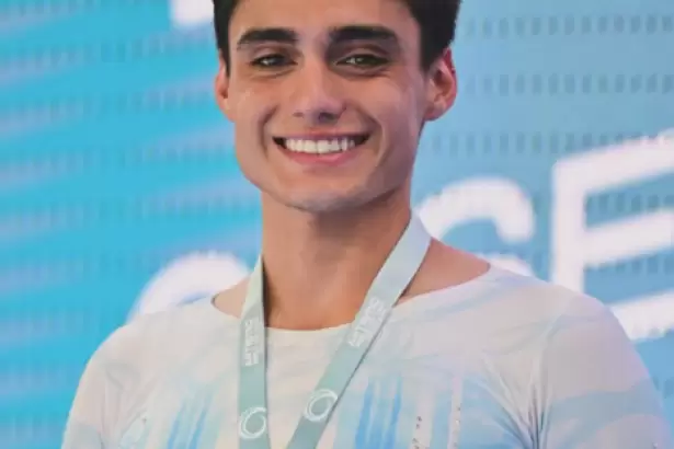 Facu Nieva Biza vuelve a hacer historia: fue plata en el mundial de pat�n en Asunci�n 2026