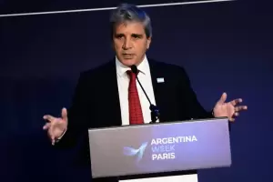 Caputo afirm� que las inversiones del RIGI permitir�an levantar el cepo cambiario