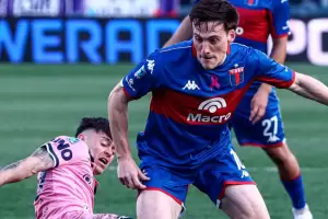 Tigre se lo empat� sobre el final a Independiente Rivadavia y lo alej� de la cima de la anual