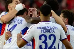 San Lorenzo venci� a Estudiantes en la �ltima jugada y llega entonado a la recta final