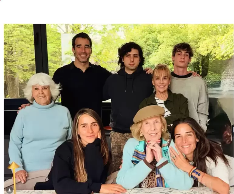 Mirtha Legrand reapareció en redes con una foto familiar por el Día de la Madre