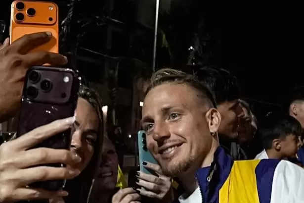 Boca lleg� a R�o de Janeiro con el apoyo de sus hinchas y la ilusi�n de remontar ante Vasco da Gama