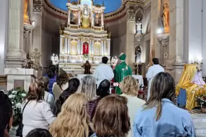 Urbanc bendijo a las madres en su d�a a los pies de Nuestra Madre del Valle