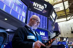 El riesgo pa�s salta y supera los 710 puntos por primera vez en lo que va del a�o