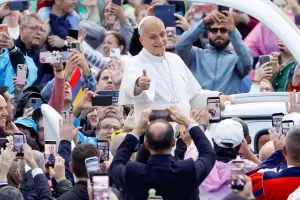 Buenas se�ales: Le�n XIV se mostr� en el papam�vil en su primera audiencia general