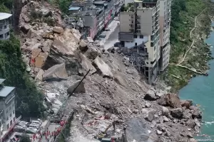 Terremoto de magnitud 7 sacudi� el suroeste de China: al menos 16 muertos y 32 heridos