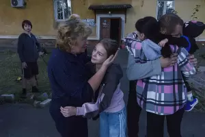 Ucrania orden� a las familias evacuar dos regiones del este ante los bombardeos rusos