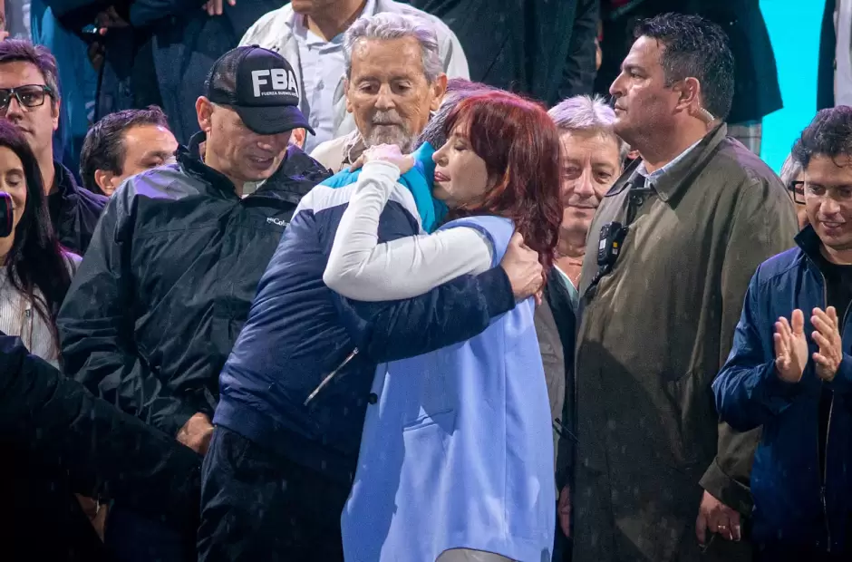 CFK y M�ximo
