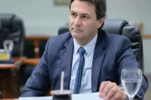 Aguirre propone crear pactos interfamiliares para prevenir la violencia digital