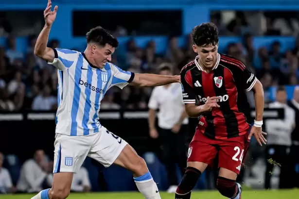 Domingo de cl�sicos: River recibe a Racing y Boca visita a Independiente