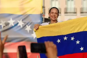 Mar�a Corina Machado regres� a Venezuela tras meses de exilio: "Estoy aqu�, con ustedes"