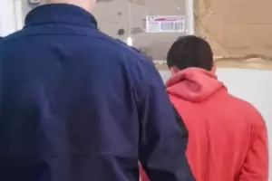 Catamarca: sorprendi� a un joven dentro de su casa y la Polic�a lo aprehendi�