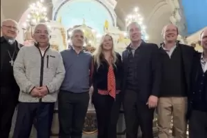 Karina Milei, Santilli y Caputo recorrieron una f�brica textil y visitaron la Virgen del Valle