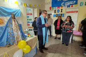 La Virgen del Valle contin�a su recorrido por instituciones de la Capital